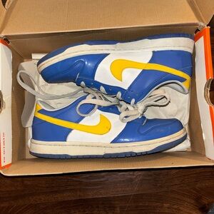 Nike Dunk Low Boys size 7y